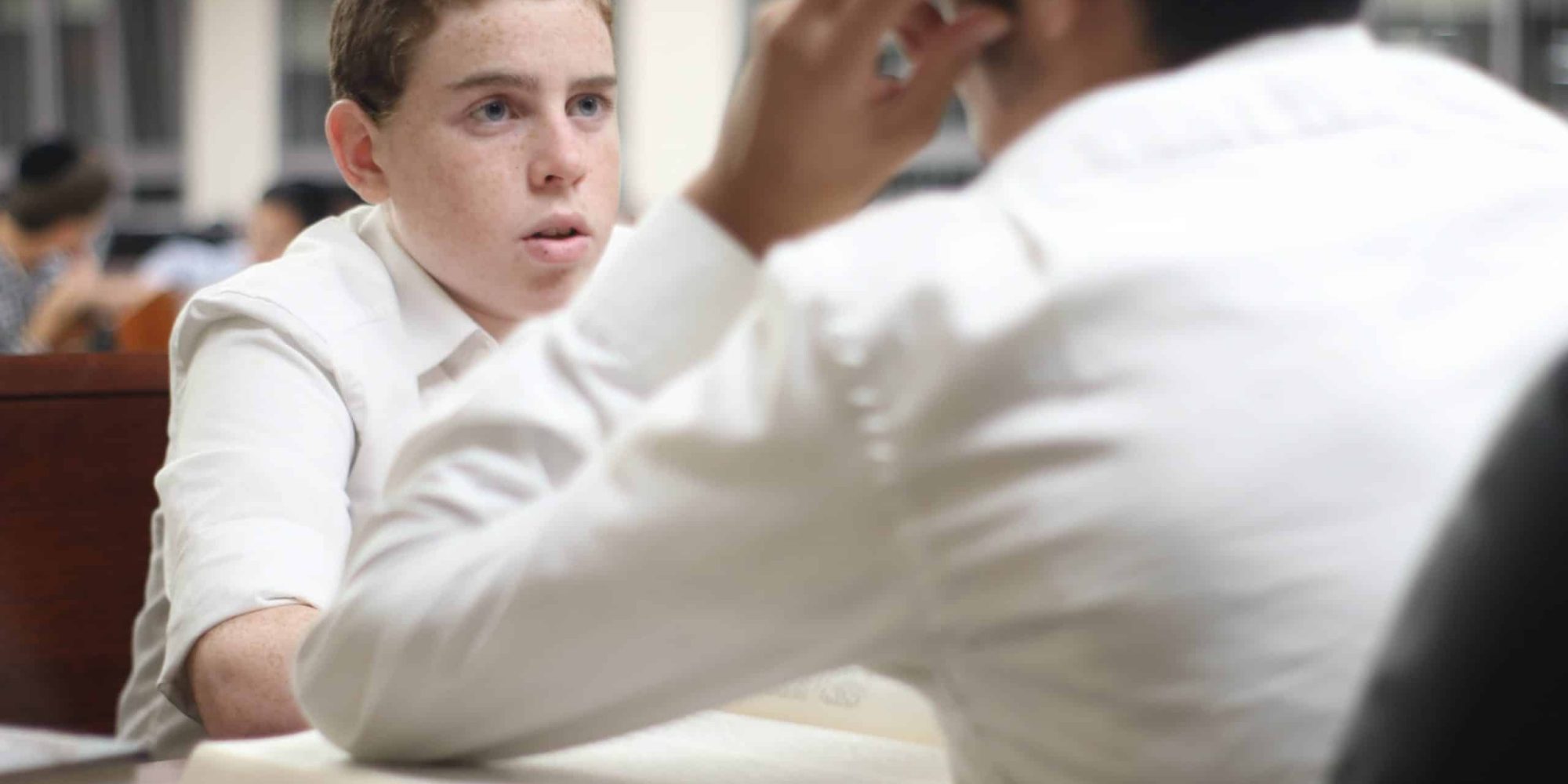 לימוד בישיבת נהורא